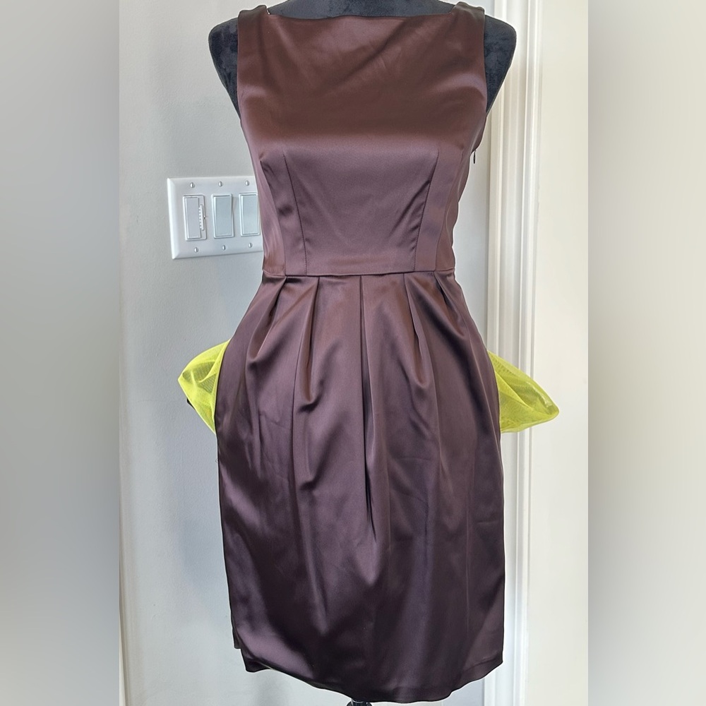✨EUC✨Marc New York Brown Ruched Cocktail Dress Lined Side Zip Women size 4 - Picture 4 of 13